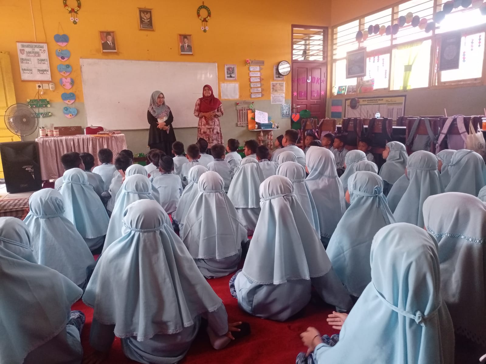 Perpustakaan Keliling ke SDN 15 Banuaran , Kecamatan Lubuk Begalung